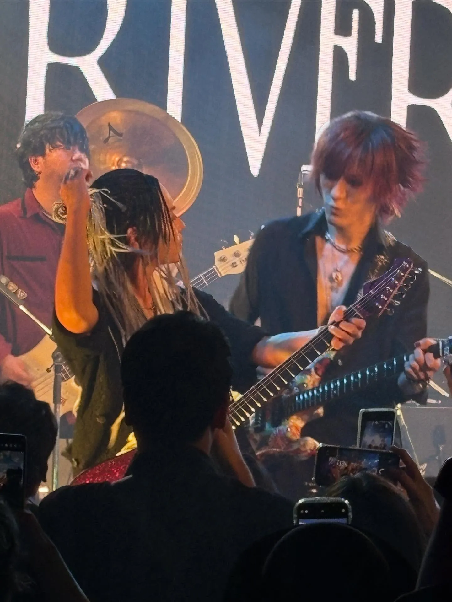 バーズ開いてまーす🤗